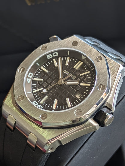 ROYAL SEIKOAK BLACK DIVER