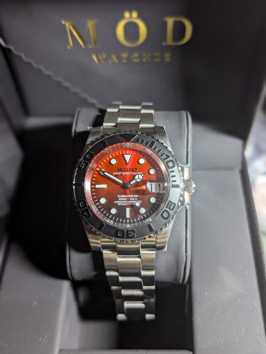 SEIKO-LEX RED OCTOBER SUB