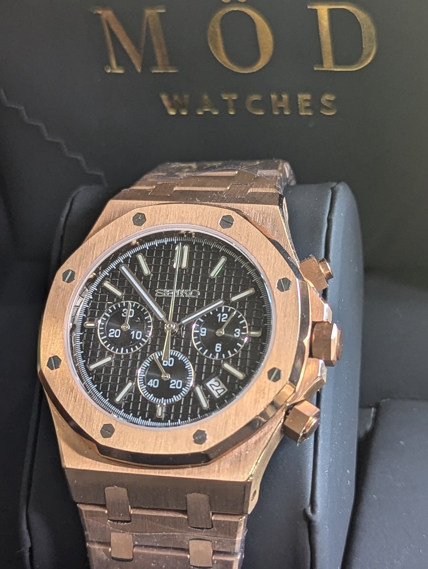 ROYAL SEIKOAK BLACK CHRONO ROSE GOLD