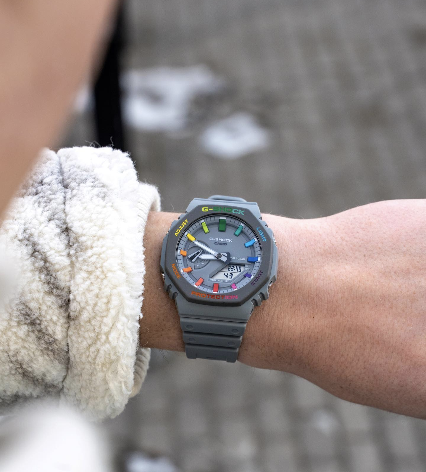 G-Shock CasioOak Grey Rainbow